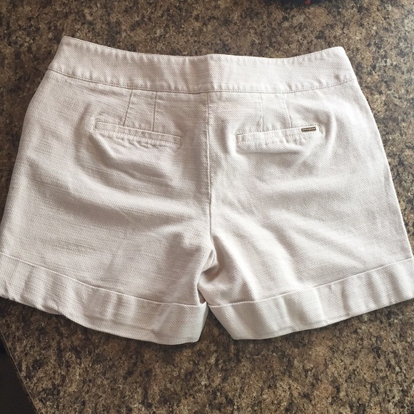 White House Black Market oatmeal color shorts - Picture 3 of 7